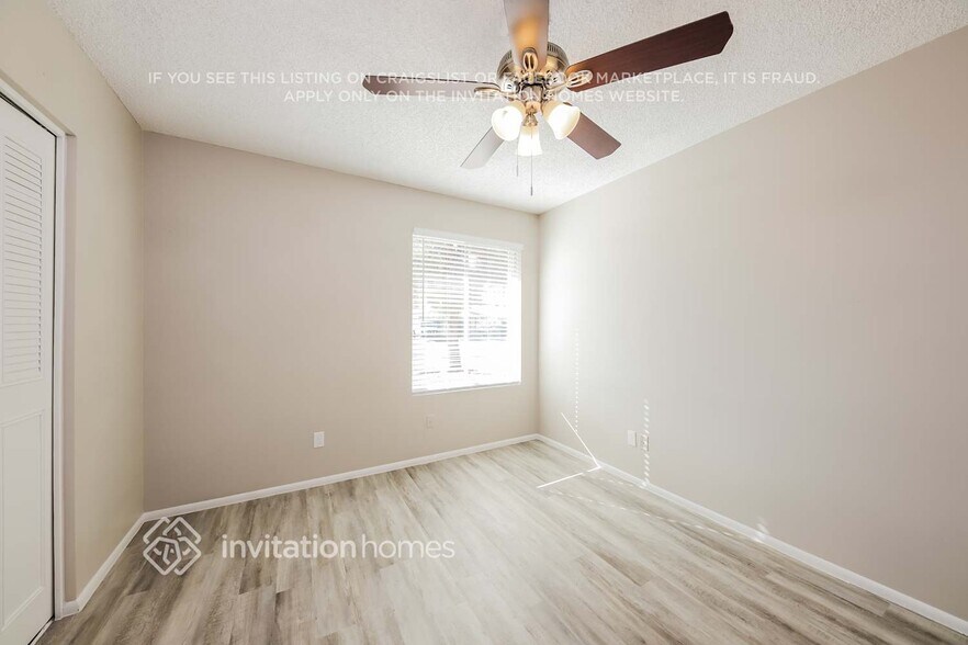 Building Photo - 4228 W Mission Ln