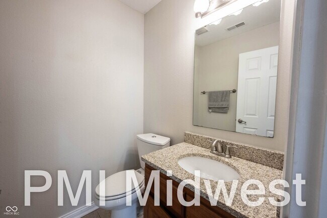 Building Photo - 18058 Cristin Way