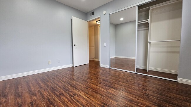 Building Photo - 8283 Willis Ave