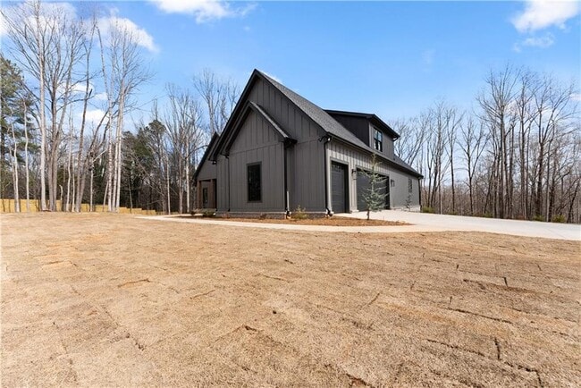 Building Photo - 3255 Tanners Mill Rd