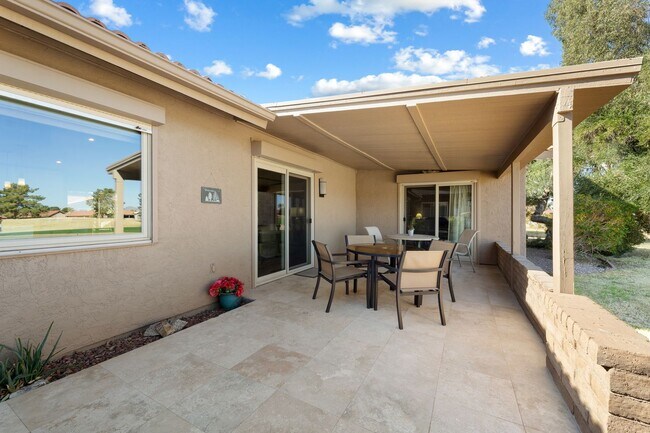 Building Photo - Welcome to this updated & spacious Golf Course Home in Leisure World a 45+ Active Adult Resort Co...