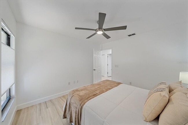 Building Photo - 1684 Pintail Way