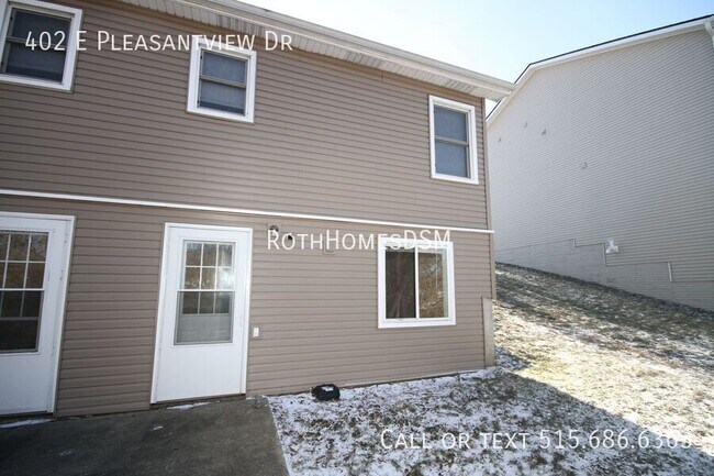 Building Photo - 402 E Pleasant Vw Dr