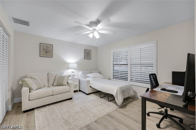 Building Photo - 517 Parkwood Ln