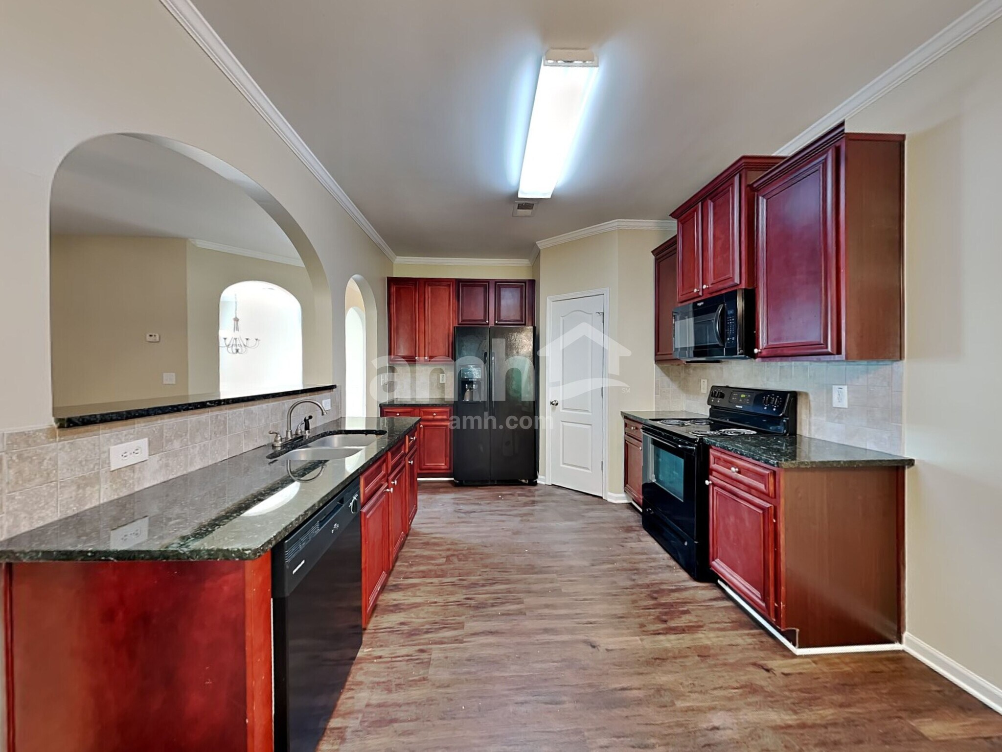 Building Photo - 144 Tyre Dr