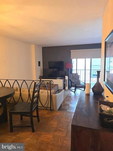 Building Photo - 2201 L St NW