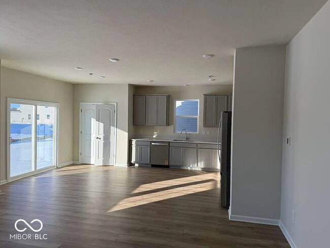 Building Photo - 3846 Riverstone Dr