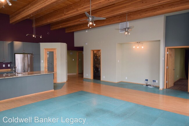 Building Photo - 3 br, 2.5 bath House - 1912 Quail Run Rd NE