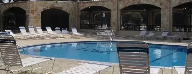 Building Photo - 4 BR / 2 BA - 1813 SF One-Story Home - Lago Vista!