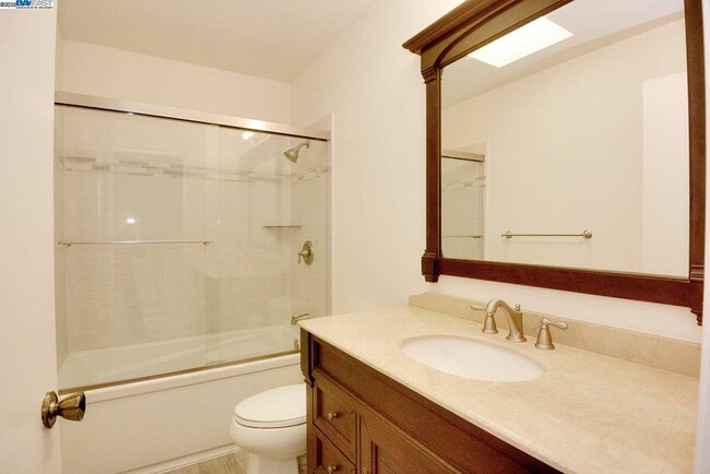 Building Photo - 2910 Liberty Dr