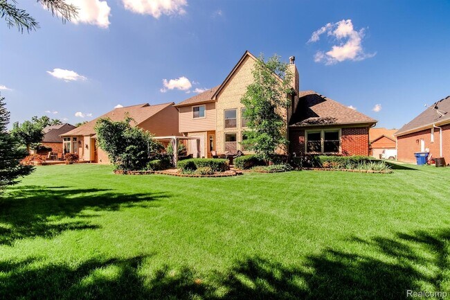 Building Photo - 56194 Birkdale Dr