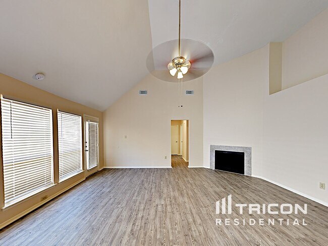 Building Photo - 13314 Chaston Dr