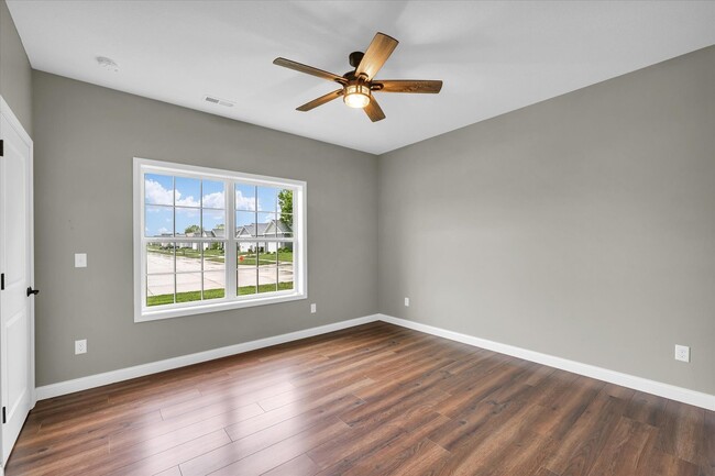 Building Photo - 3408 S Myra Ridge Dr