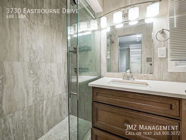 Building Photo - 3730 Eastbourne Dr