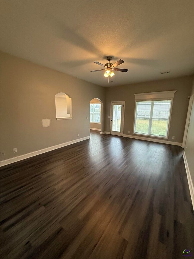 Building Photo - 109 Ellington Ct