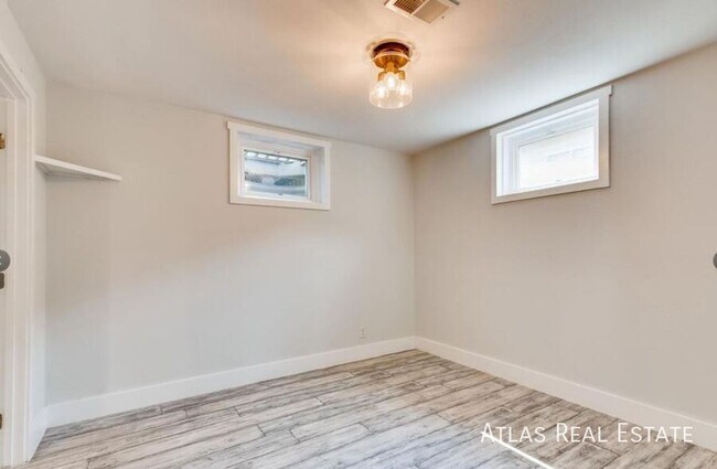 Building Photo - 7486 Turner Dr