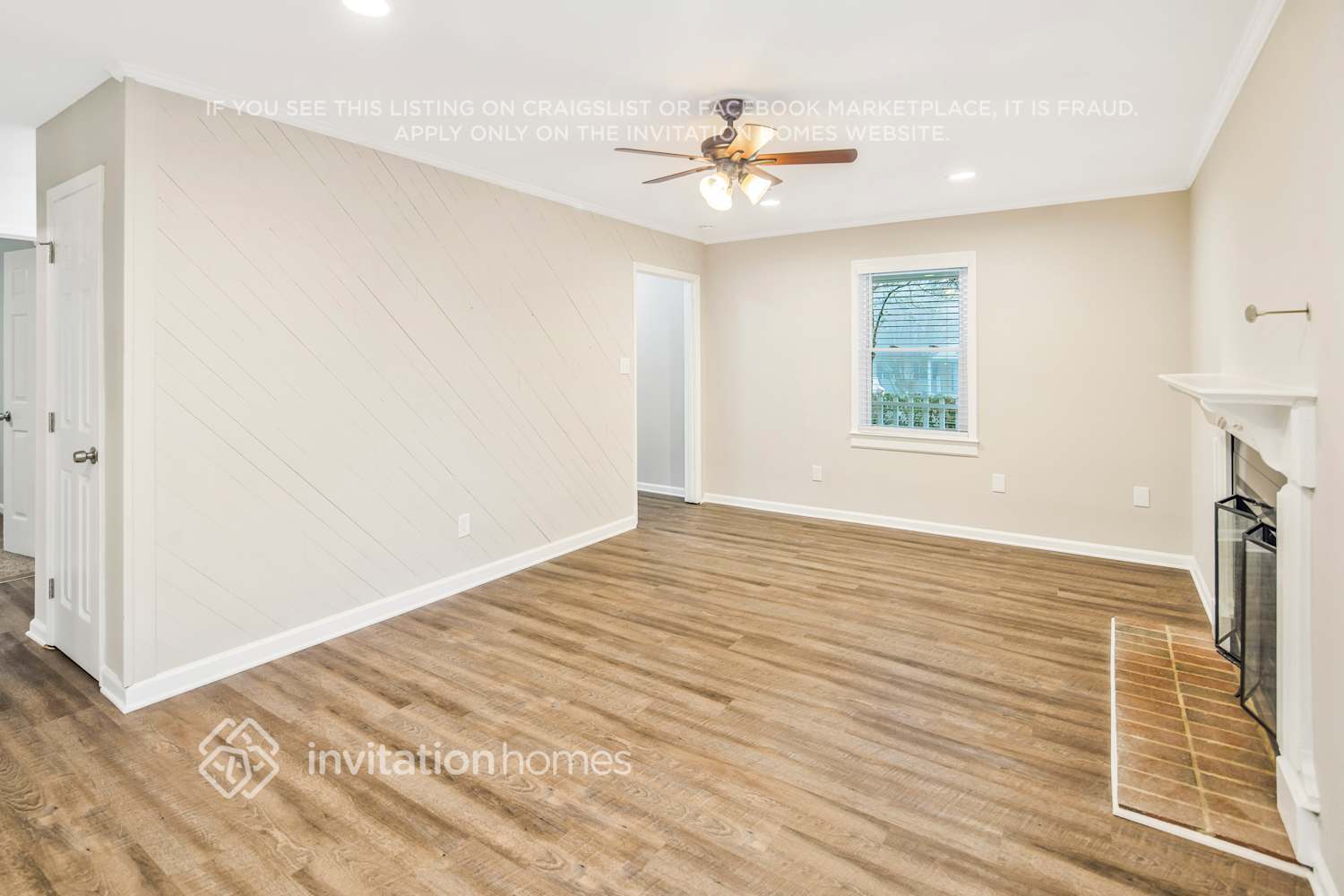 Building Photo - 124 Plaza Dr