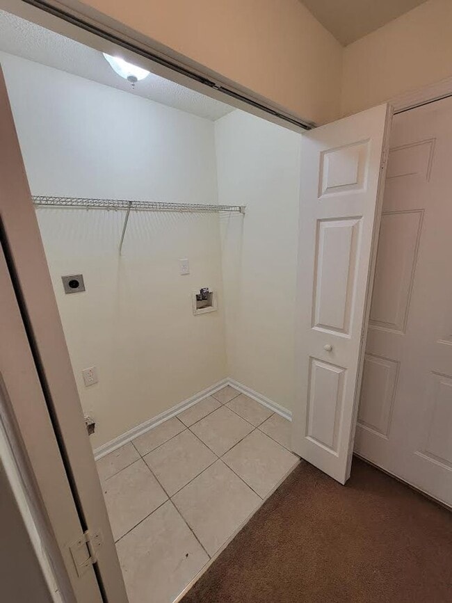 Building Photo - 1106 St Phillips Ct