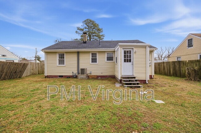 Building Photo - 217 Bob Ln