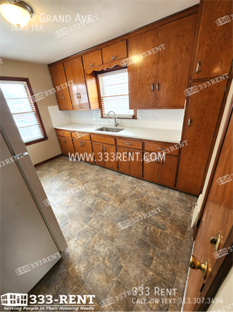 Building Photo - 7110 Grand Ave