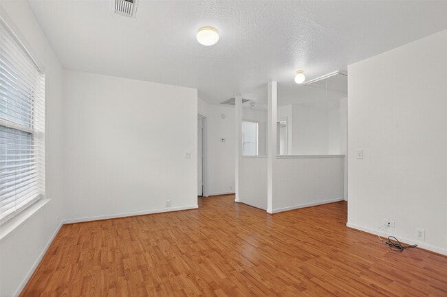 Building Photo - 17627 S Summit Canyon Dr