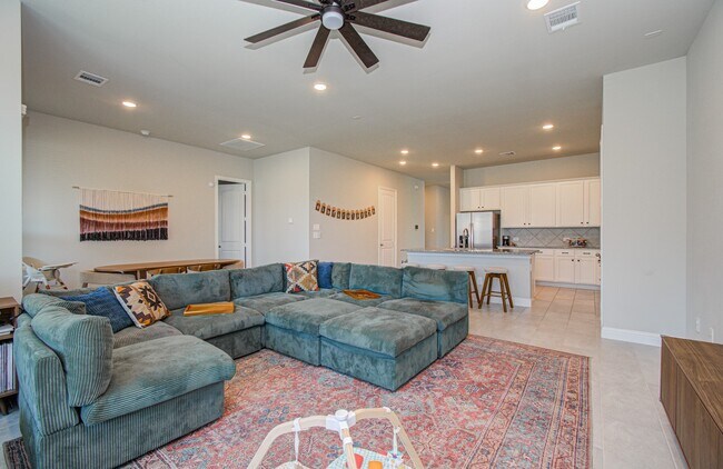 Building Photo - 10442 Eastern Bluestar Dr
