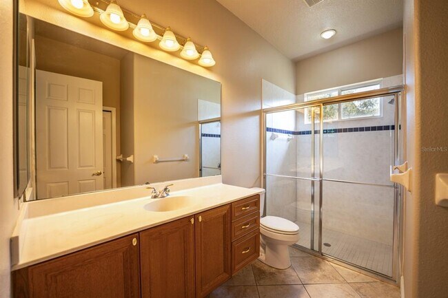 Building Photo - 3037 Lynwood Ct