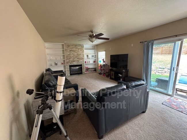 Building Photo - 5265 Champagne Dr
