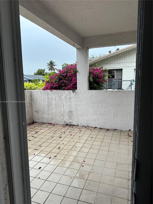 Building Photo - 20535 SW 92nd Ct