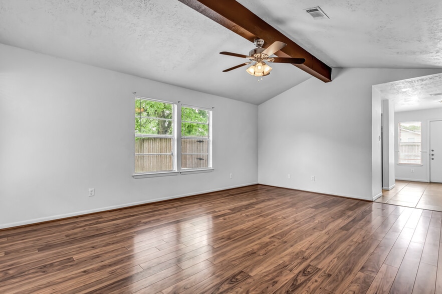 Building Photo - 3402 Timberline Ct