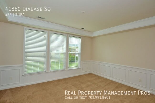 Building Photo - 41860 Diabase Square