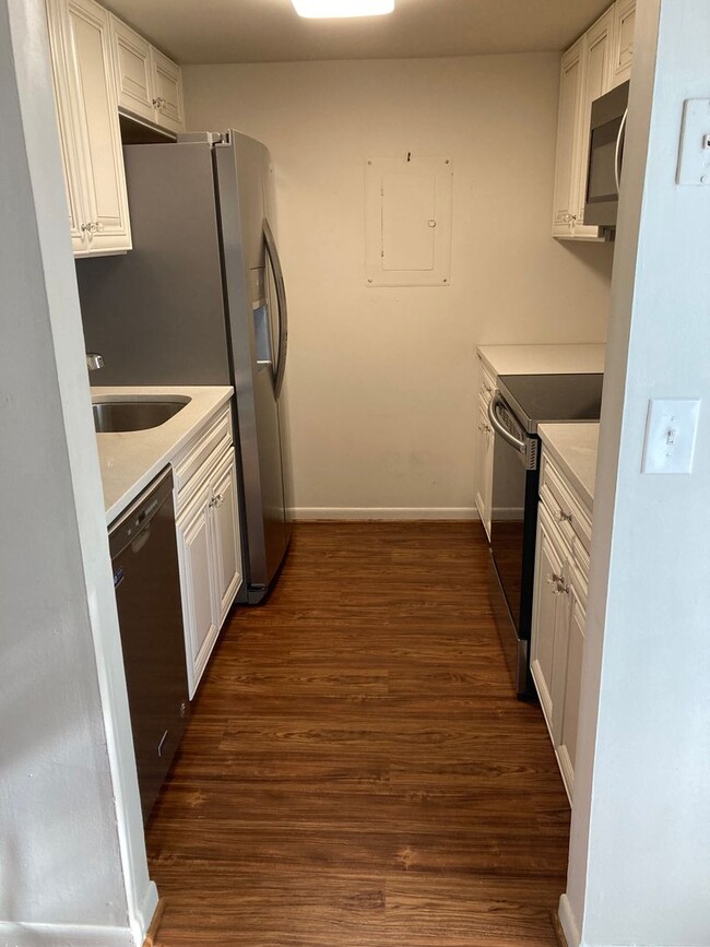 Building Photo - Great 2 Bed 1.5 Bath Home in Franklin!
