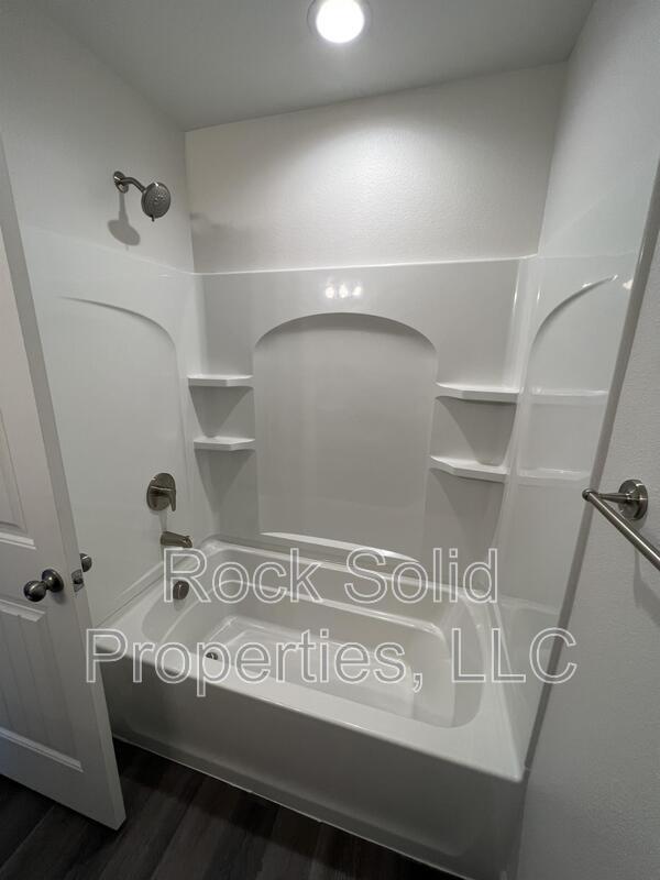 Building Photo - 1508 Danny Pl