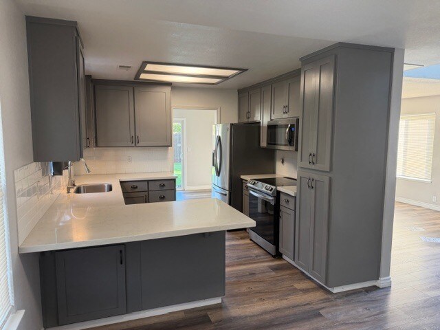 Building Photo - Manteca 4 Bedroom 3 Bathroom Home