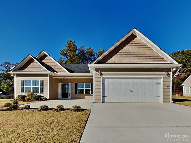 Building Photo - 402 Cranbrooke Dr