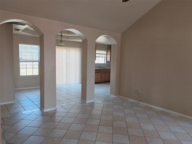 Building Photo - 12603 Rio Grande Ln