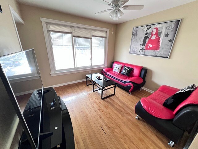 Building Photo - 2330 N Lockwood Ave