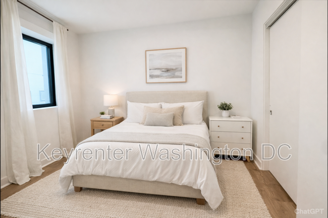 Building Photo - 1460 Belmont St NW