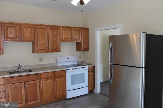 Building Photo - 2093 PA-212