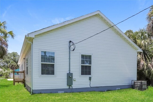 Building Photo - 1900 21st St S