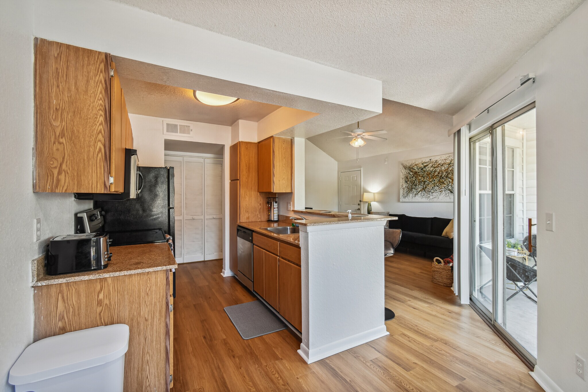 Building Photo - 11588 Westwood Blvd
