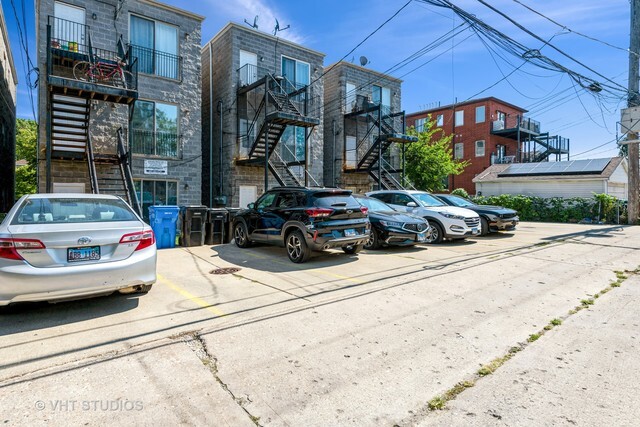 Building Photo - 3440 N Narragansett Ave