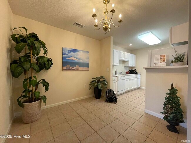 Building Photo - 11301 Clubhaven Pl