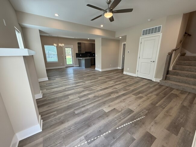 Building Photo - 8524 Kickapoo St