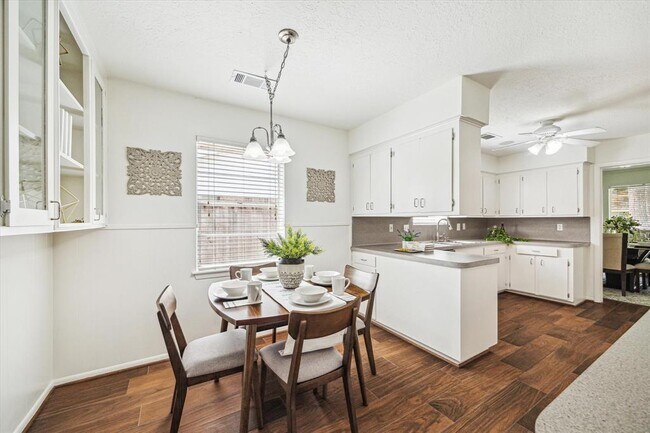 Building Photo - 5939 Rutherglenn Dr