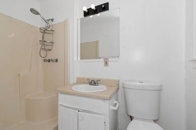 Building Photo - 4216 Rue Antoinette