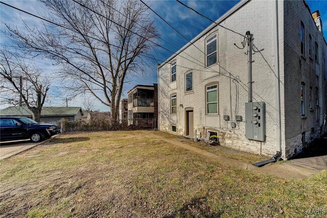 Building Photo - 3908 McDonald Ave
