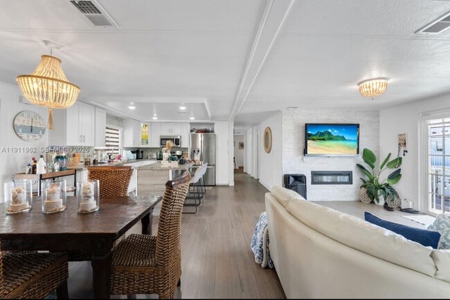 Building Photo - 164 Blue Harbor Dr