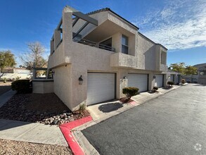 Building Photo - Beautiful2Bed/2Bath Townhome-Private end u...