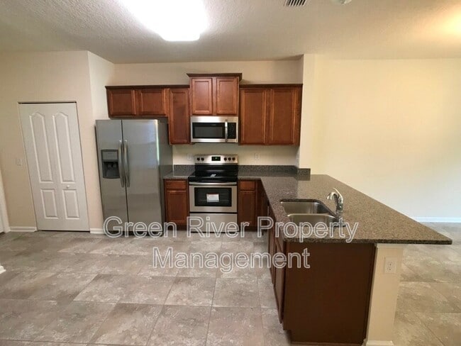 Building Photo - 617 Servia Dr